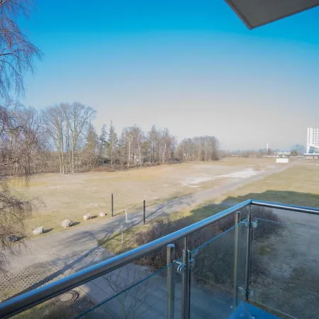 Inselblume 14 - Blaue Mit Balkon Am Suedstrand * Burgtiefe auf Fehmarn