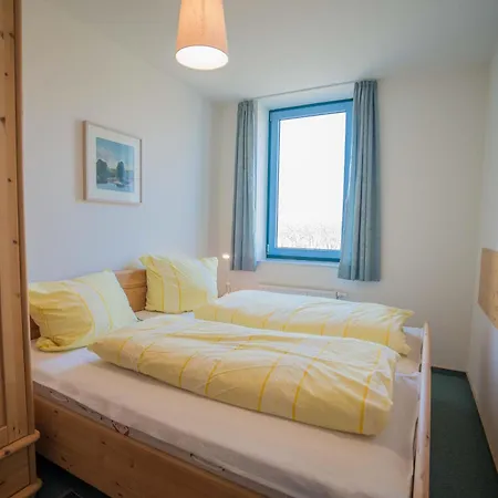 Inselblume 14 - Blaue Mit Balkon Am Suedstrand * Burgtiefe auf Fehmarn