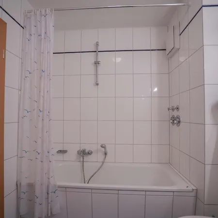 Prázdninový dům Inselblume 14 - Blaue Mit Balkon Am Suedstrand *